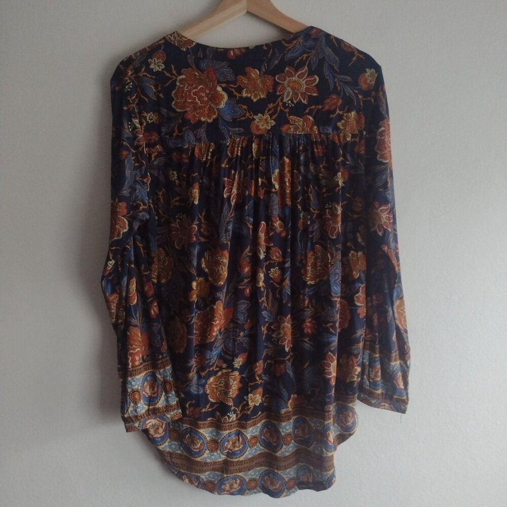 Lucky Brand Floral Blouse L Navy Tan Knit Relaxed Fit Tunic Top - Picture 6 of 9